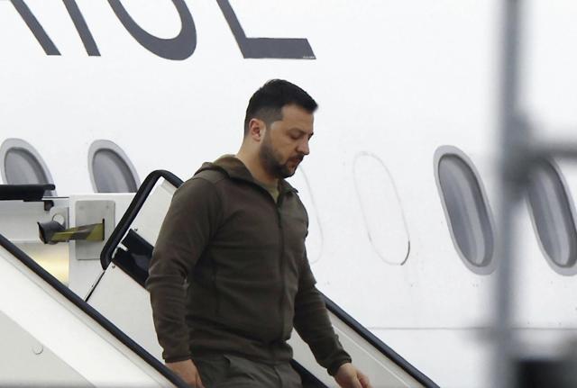 G7, Zelensky a Hiroshima. Incontro con Meloni: "Pace più vicina" (foto Lapresse)