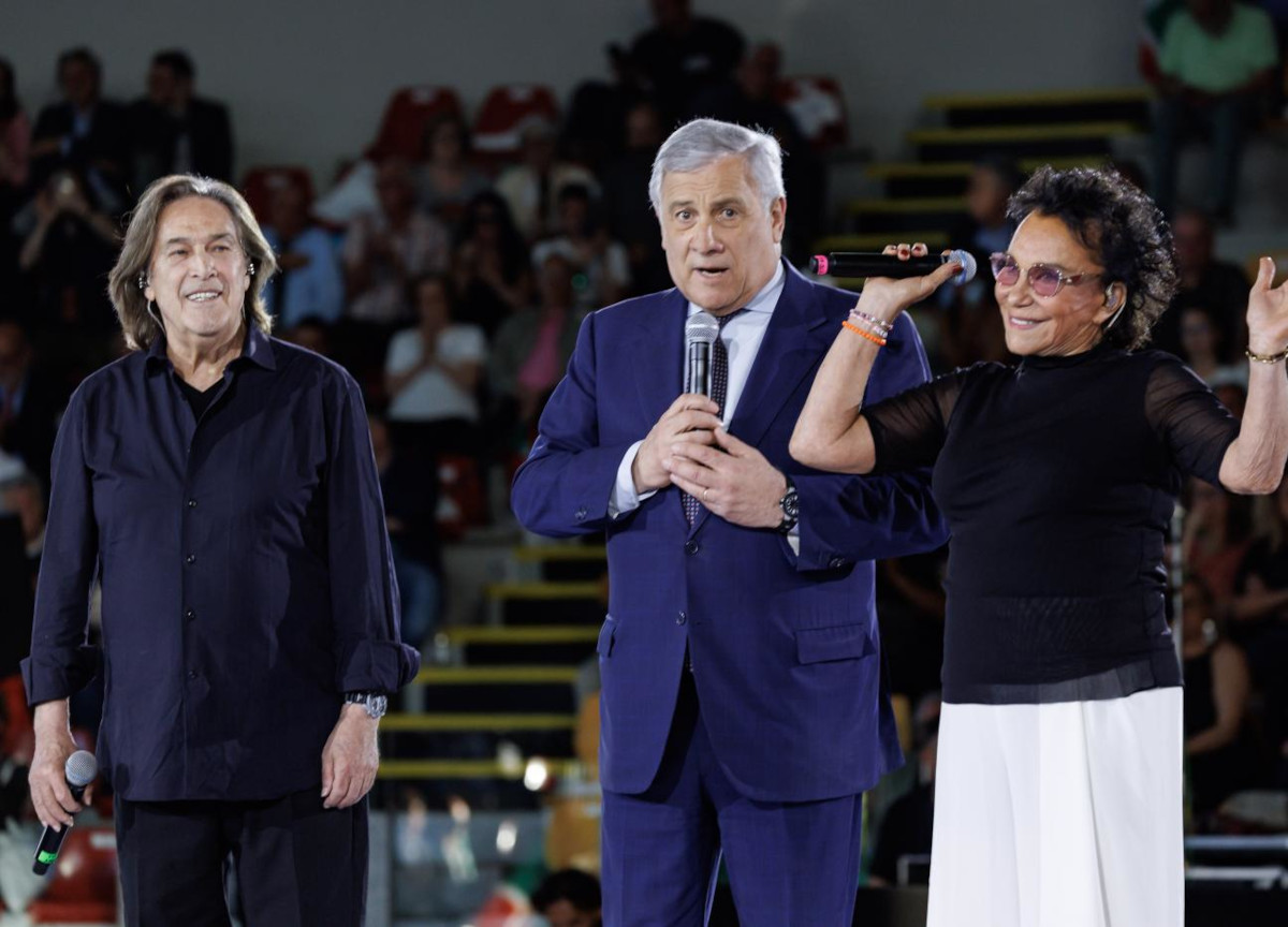 Tajani e i Ricchi e Poveri Tajani e i Ricchi e Poveri