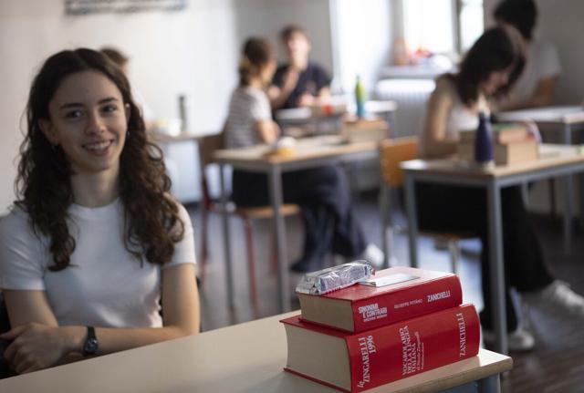 Studenti in aula per la prova di maturità Studenti in aula per la prova di maturità