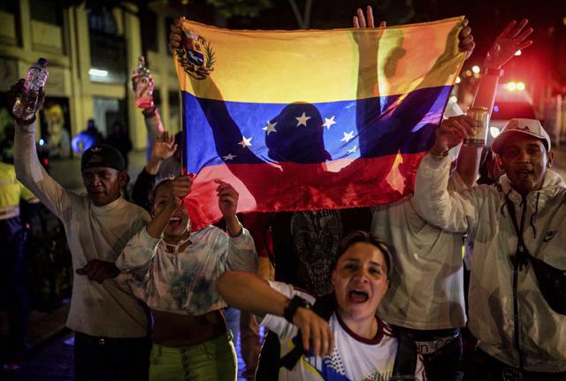 Finisce l’era Maduro: la vicepresidente Rodriguez prende il timone del Venezuela. Trump annuncia: “Guideremo noi il Paese”