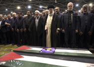 Trump minaccia l'Iran: "Sto valutando l'ipotesi di  un attacco mirato". Teheran: "Una bozza di accordo per gli Usa sarà pronta entro 2-3 giorni"