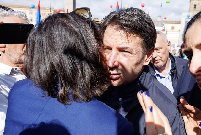 Elly Schlein . Giuseppe Conte Elly Schlein . Giuseppe Conte