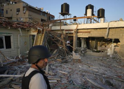 Guerra, sciopero generale a Tel Aviv per il rilascio degli ostaggi. Nuovi raid israeliani su Gaza City, colpito un ospedale