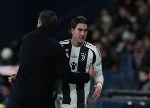 Calciomercato Juventus, Vlahovic: 4 spiragli sull'addio di Dusan. Assalto a Nuno Tavares e... - Rumor