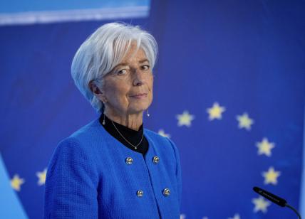 "Bce e nuovo taglio dei tassi di 25 punti base? Da Lagarde la mossa per salvare l'economia Ue dai dazi di Trump". E sui mutui...