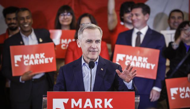 Elezioni Canada, vincono i liberali di Carney: "Non saremo mai il 51° stato degli Usa. Trump sta cercando di spezzarci". E Macron gongola