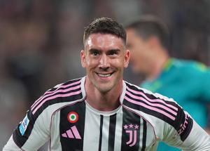 Calciomercato Juventus-Inter, Vlahovic per Thuram. Il messaggio bianconero mandato a Osimhen e... Rumor