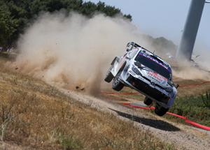 Rally Italia Sardegna 2025: Ogier conquista per la quinta volta la Sardegna, trionfano anche DaprÃ  e Fontana