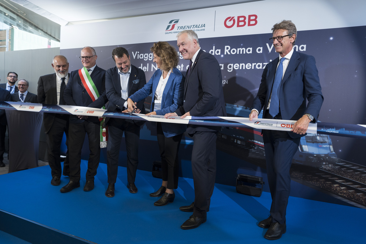 Trenitalia, in arrivo il treno Nightjet che collega Roma con Vienna e Monaco Trenitalia, in arrivo il treno Nightjet che collega Roma con Vienna e Monaco