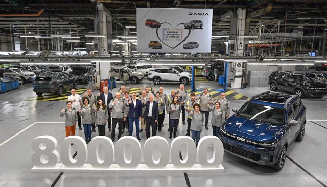 Dacia celebra l'8 milionesimo veicolo prodotto a Mioveni