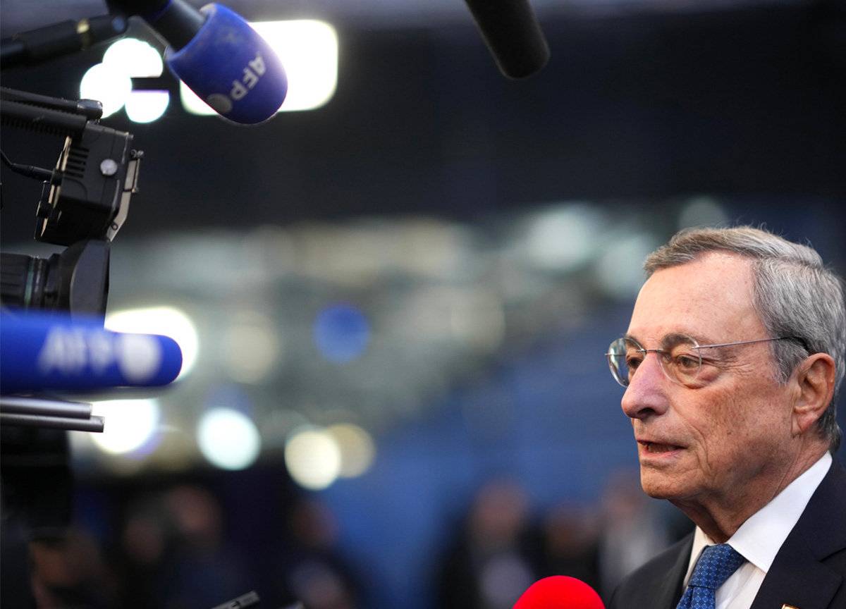 https://www.affaritaliani.it/static/upl2024/drag/draghi-03.jpg