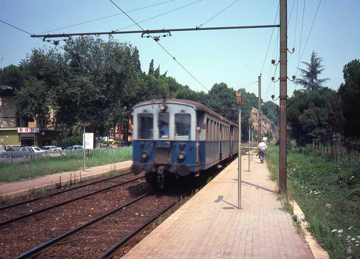 Roma Viterbo, trovato un cadavere sui binari. "Circolazione dei treni sospesa tra Oriolo e Capranica"