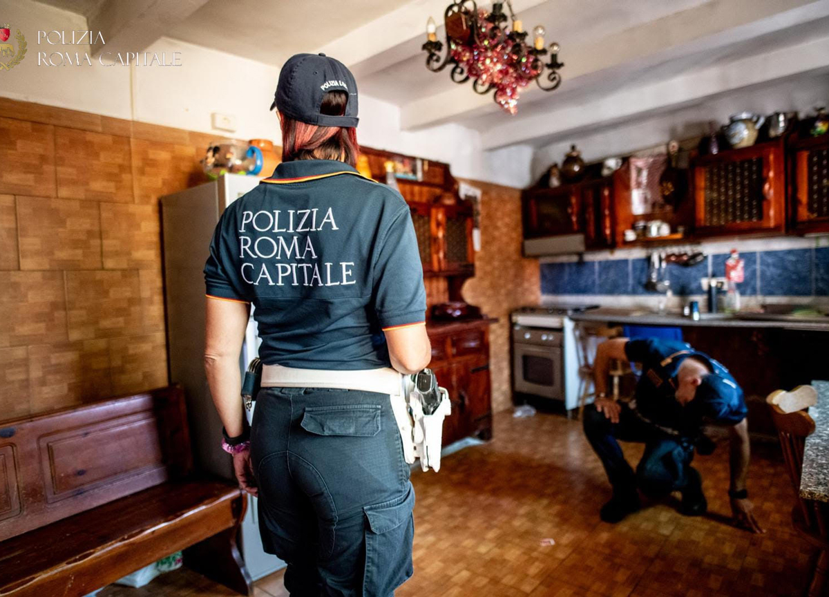 Il blitz dei Vigili