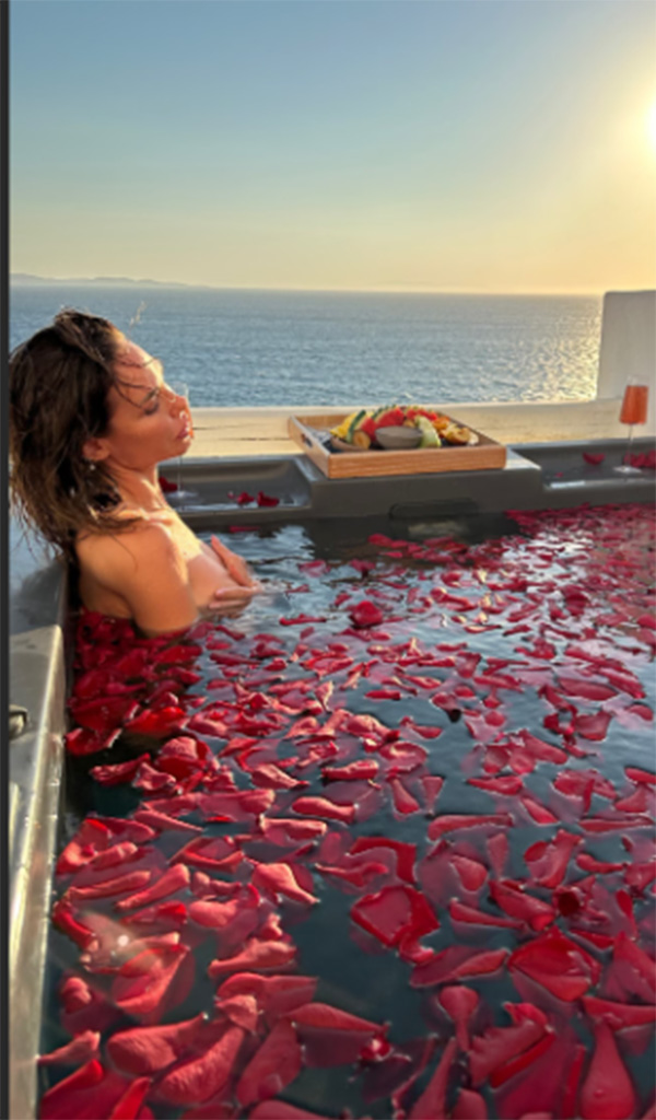 Ilary Blasi (Instagram ilaryblasi) Ilary Blasi (Instagram ilaryblasi)