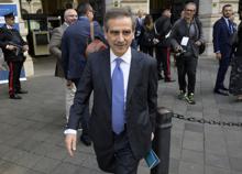 Mps, Lovaglio silura Nagel: “Non risponde al telefono”. E sul controllo di Mediobanca…