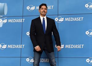 Ascolti tv, Canale 5 batte Rai1 e la Ruota di Gerry Scotti mette il turbo a Mediaset. I dati settembre-ottobre 2025 e il confronto con il 2024