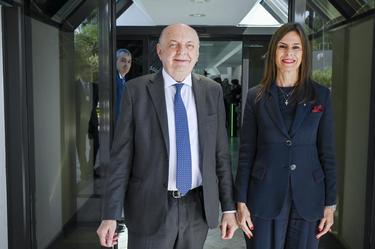 Terna presenta ‘TE.R.R.A’, il portale per la programmazione efficiente Terna presenta ‘TE.R.R.A’, il portale per la programmazione efficiente