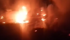 https://www.affaritaliani.it/static/upl2024/indi/india-esposione-fuochi-d-artificio15.jpg