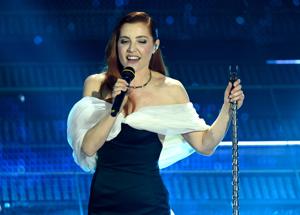 Noemi, la sua societÃ  va a gonfie vele. Conti boom, incassati 963 mila euro in un anno. Ma i costi si fanno sentire