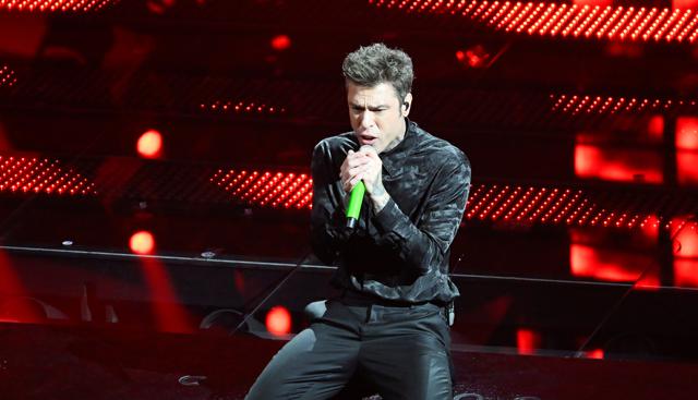 Fedez al congresso dei Giovani di Forza Italia: "Oggi non voterei nessuno. Sala? Bene che non si possa ricandidare e su Travaglio..."