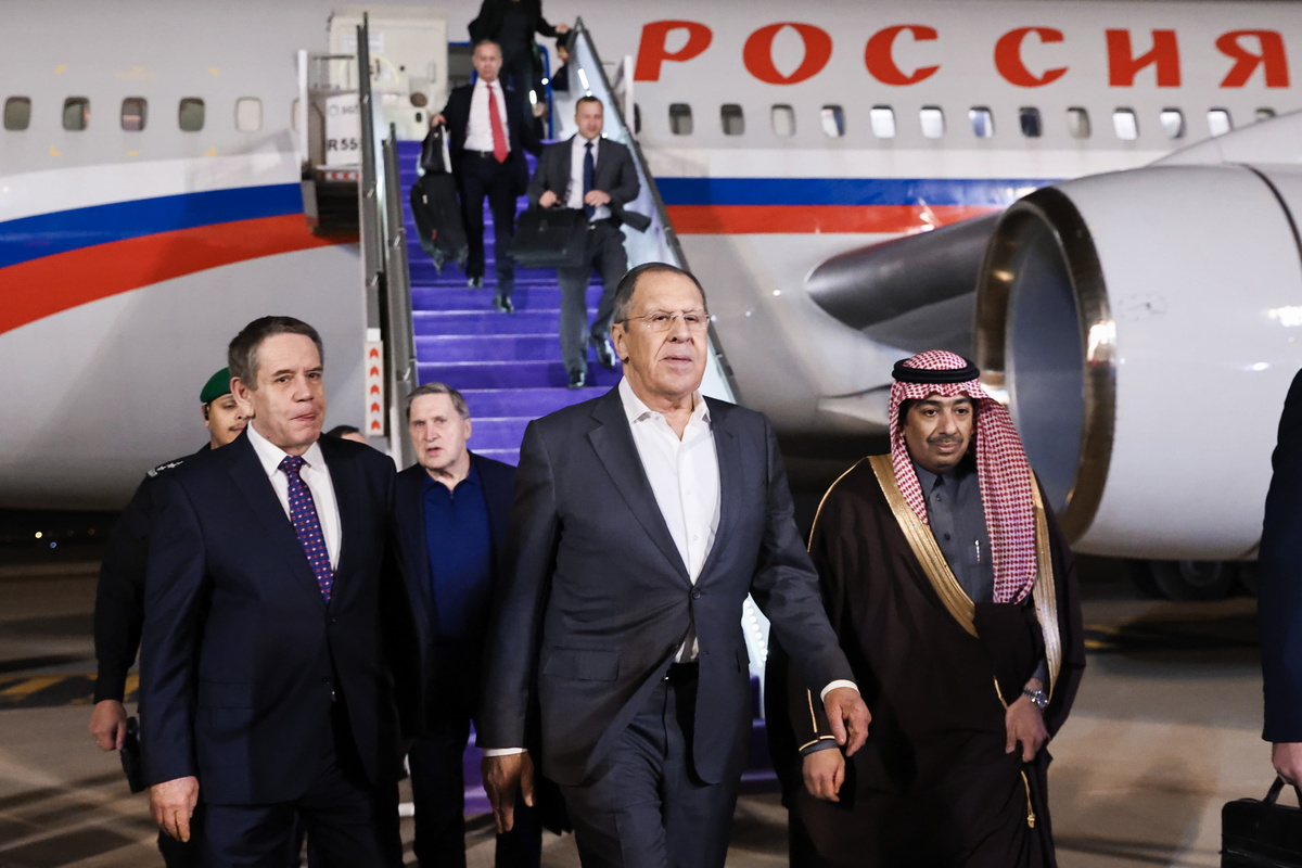 Riad, il vertice Usa-Russia per negoziare sull'Ucraina Riad, il vertice Usa-Russia per negoziare sull'Ucraina