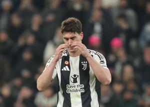 Calciomercato, Juventus-Vlahovic? Scommessa d'addio. E Jonathan David erede di Dusan