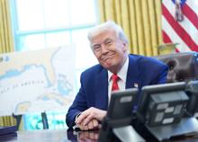 Trump fa piazza pulita, licenziati cento membri del Consiglio di Sicurezza Nazionale