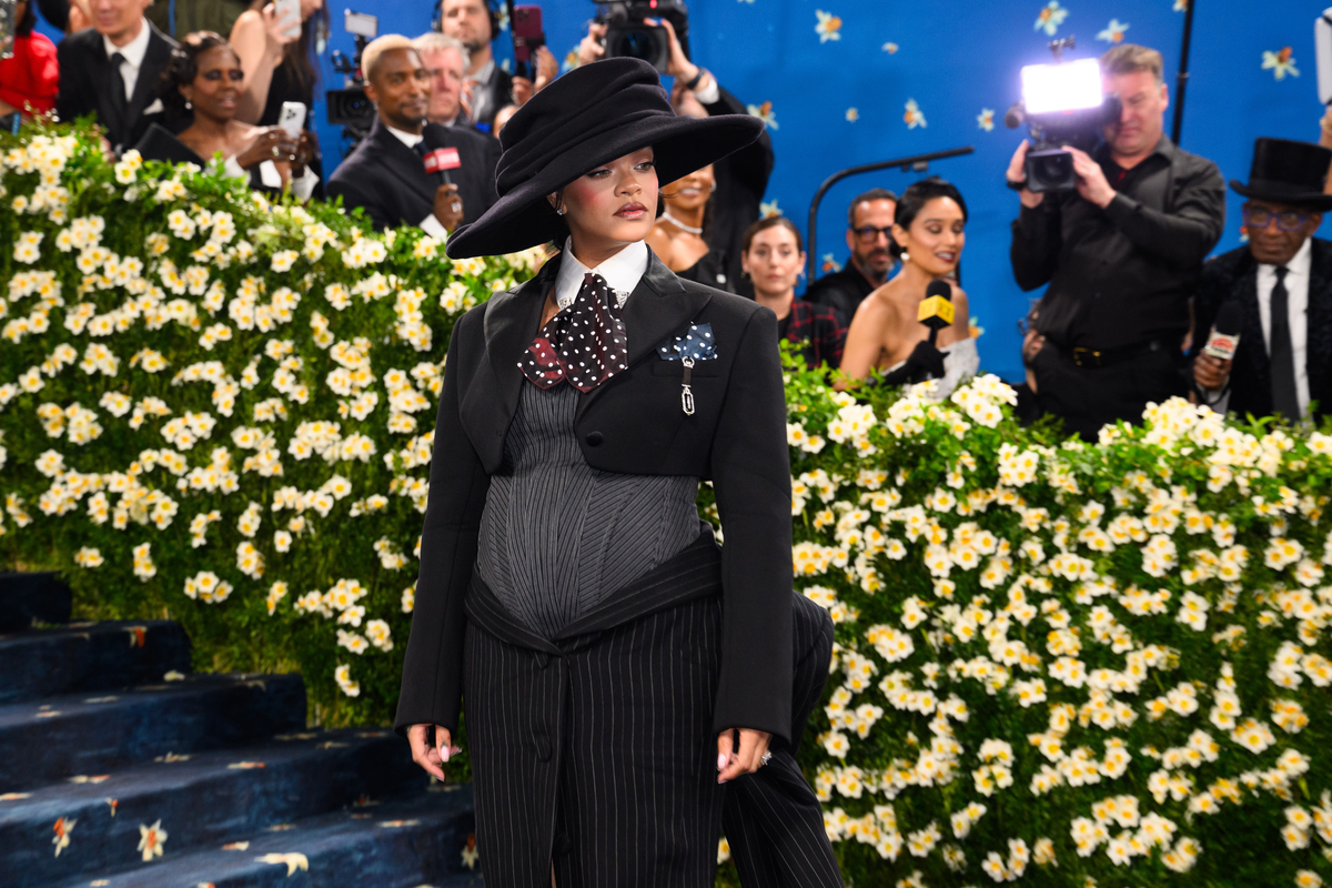 Met Gala Rihanna Met Gala Rihanna