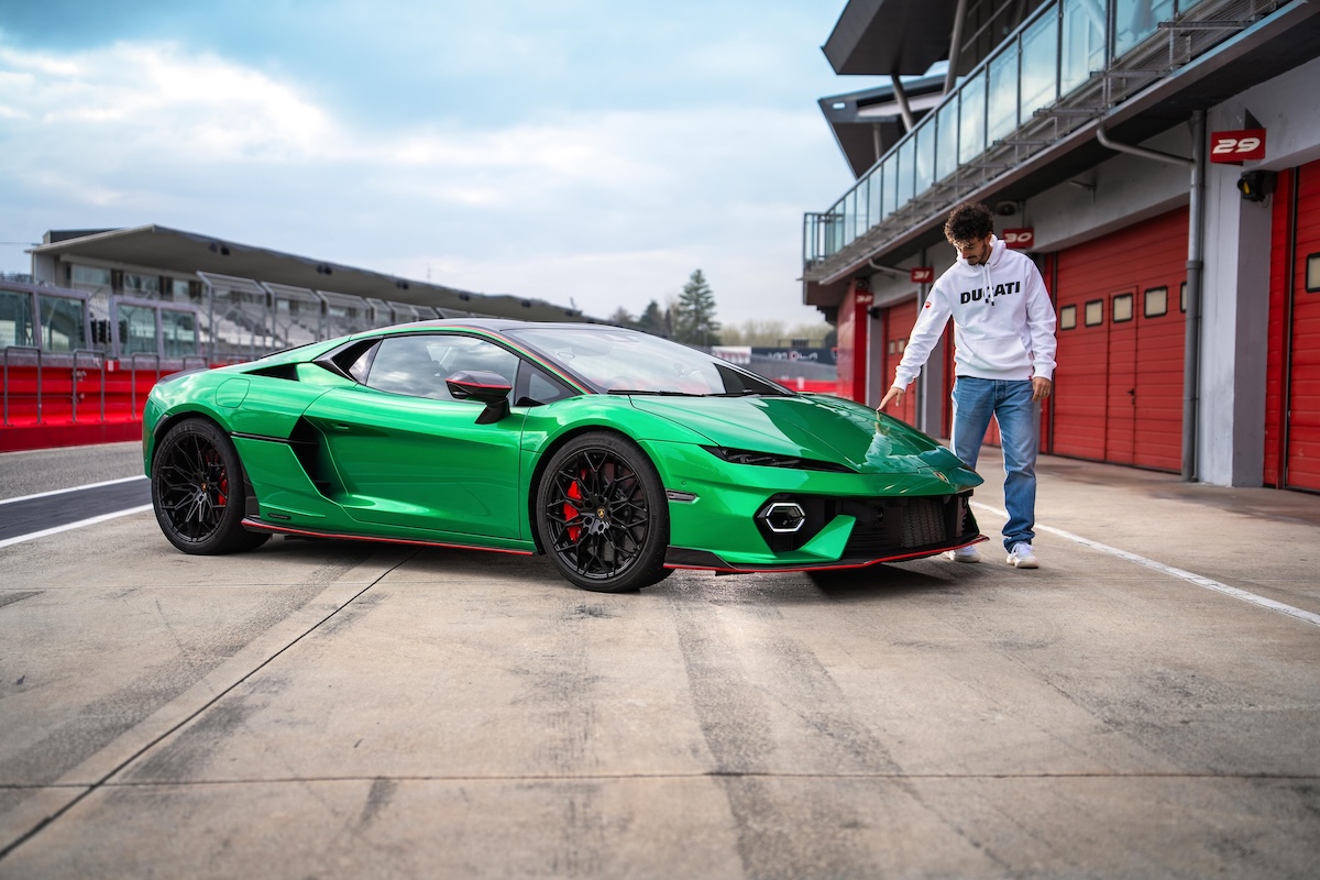 Lamborghini Temerario: Pecco Bagnaia svela la V8 da 10.000 giri e 920 CV