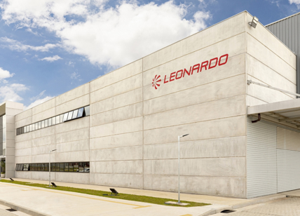Leonardo, approvata la joint venture dall'Antitrust tedesco con Rheinmetall per i mezzi militari terrestri