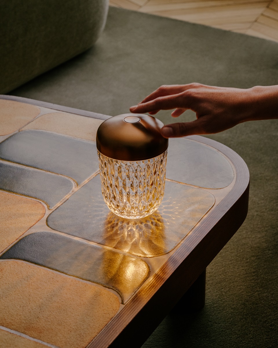 Mini Folia Portable Lamp - Cristalleria Saint Louis (©MVerret) Mini Folia Portable Lamp - Cristalleria Saint Louis (©MVerret)