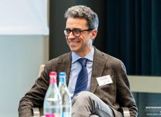 Nicola Di Molfetta: “Così il potere legale si siede a tavola”