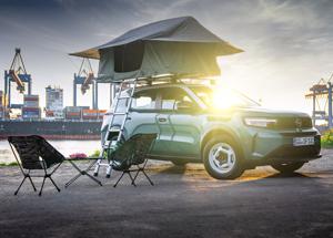 Opel Frontera con tenda da tetto: il SUV che porta lâ€™avventura ovunque