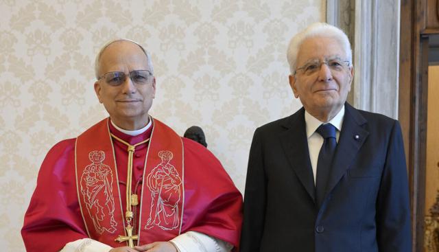 Papa Leo XIV seyirciler arasında Sergio Mattarella'yı kabul etti