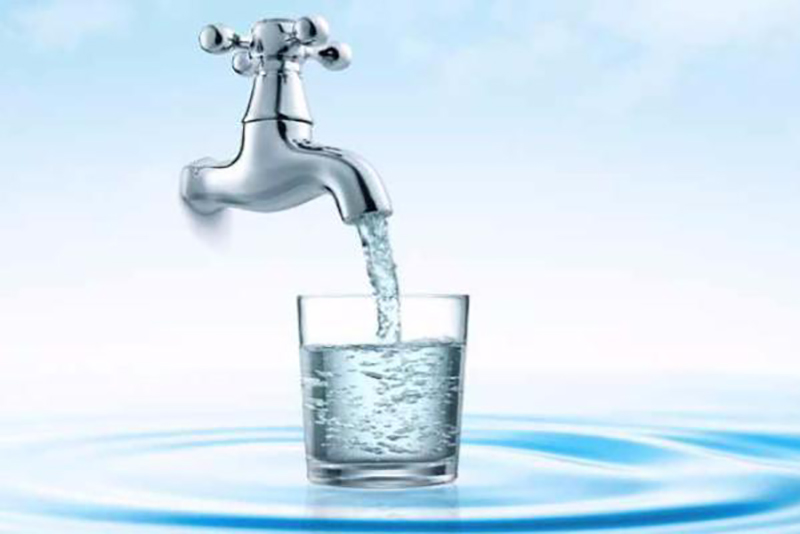 https://www.affaritaliani.it/static/upl2024/penn/penne-libere-acqua1.jpg