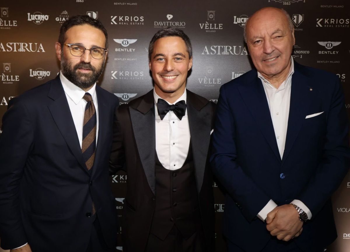 Inaugurazione atelier Casa Zaffarano: Giuseppe De Bellis, direttore Sky TG 24, con Niccolò Zaffarano e Beppe Marotta, Presidente e AD Inter