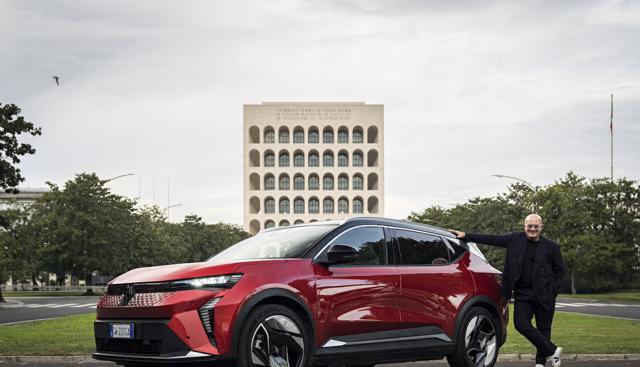 Renault Scenic E-Tech Electric: il piacere del viaggio in famiglia diventa sostenibile e tecnologico