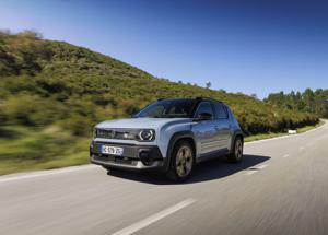 Open Weekend Renault: debutta la nuova 4 E-Tech Electric