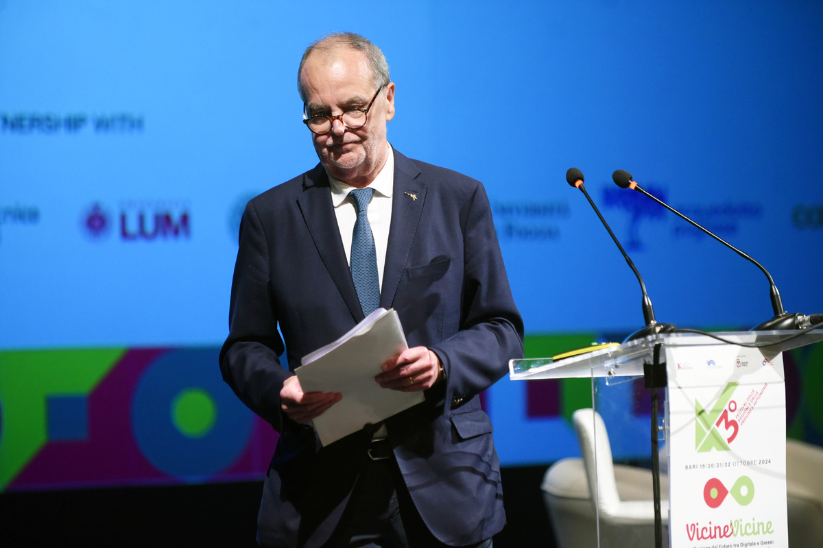 Autonomia regionale, Calderoli accelera "con l'autorizzazione della premier Meloni". Ecco che cosa c'è dietro