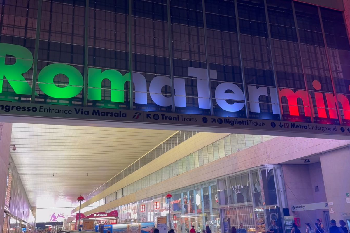 maxi blitz alla stazione di roma termini arrestati tre pusher altri sette nei guai da Affaritaliani.it maxi blitz alla stazione di roma termini arrestati tre pusher altri sette nei guai