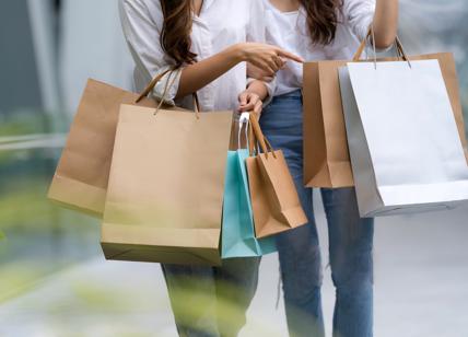 Confcommercio, spesa per i saldi estivi: in Lombardia previsione di mezzo miliardo di euro