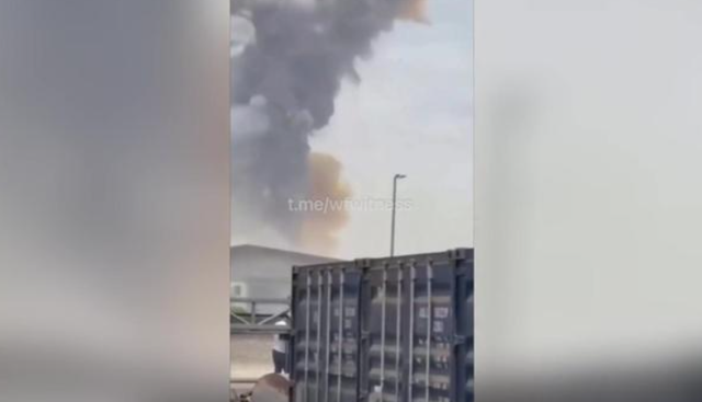 Esplosione nel porto di Bandar Abbas