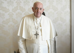 Papa Francesco, l’uomo che ha insegnato al mondo la tenerezza di Dio di Alessandro Pedrini