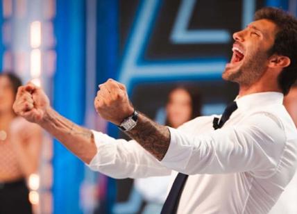 Ascolti tv, Affari Tuoi vs La Ruota della Fortuna, clamoroso sorpasso - Floris? Quasi da Otto e mezzo - I trend Auditel