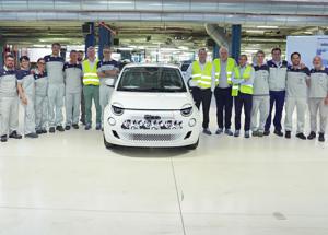 Stellantis, Filosa rilancia Mirafiori: 400 assunzioni e secondo turno da febbraio 2026