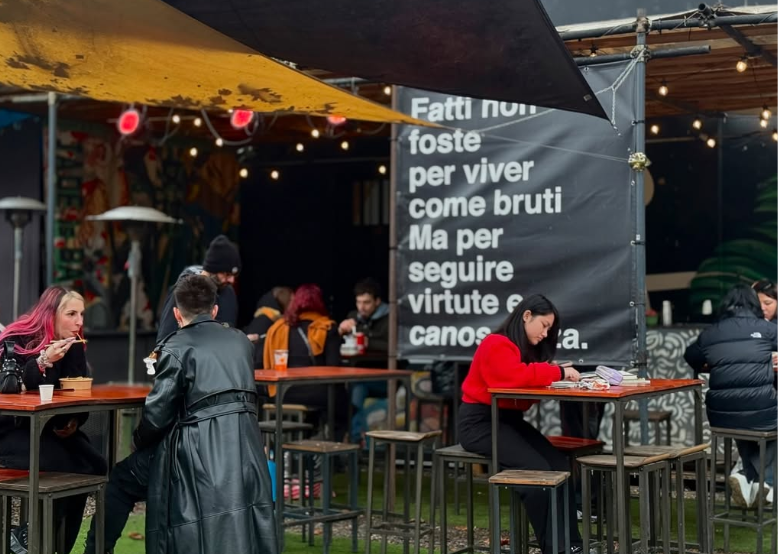 street food cinese al Mercato del Baratto street food cinese al Mercato del Baratto