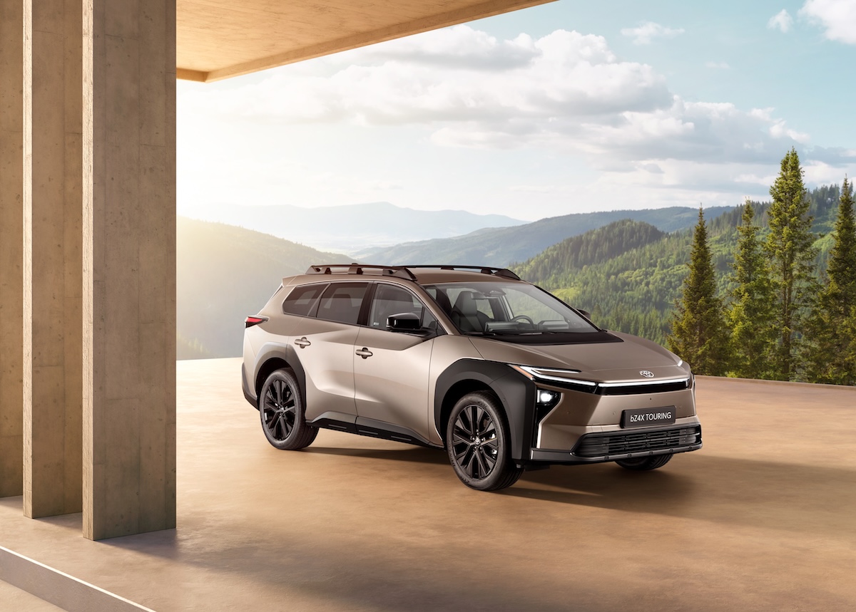 Toyota bZ4X Touring, il SUV elettrico ideale per famiglie e sportivi