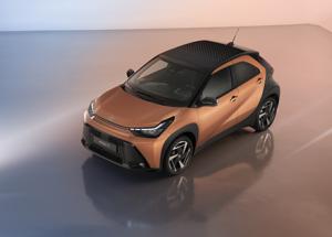 Toyota Aygo X Hybrid: il crossover full hybrid piÃ¹ compatto, efficiente e stiloso del segmento A