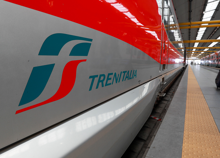 Treni, guasto sull’Alta Velocità Roma-Napoli: cancellazioni e ritardi. Ma la circolazione è già in graduale ripresa Treni, guasto sull’Alta Velocità Roma-Napoli: cancellazioni e ritardi. Ma la circolazione è già in graduale ripresa
