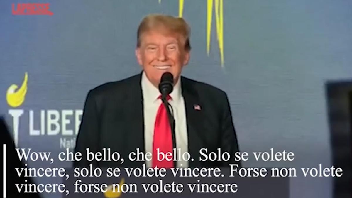 Trump Fischiato